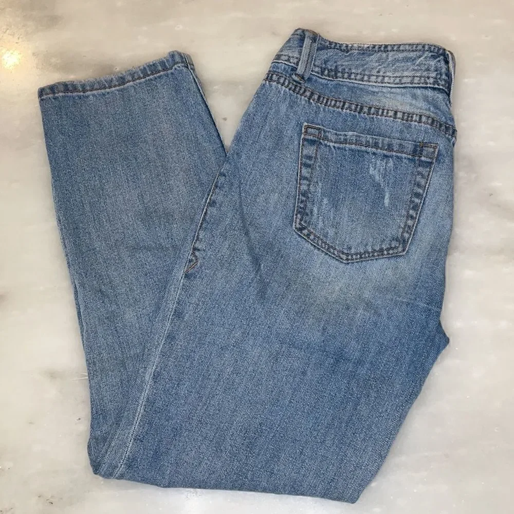 Avenue Rag Jeans Soft Blue Denim Straight Leg Loose Fit Destructed Jeans